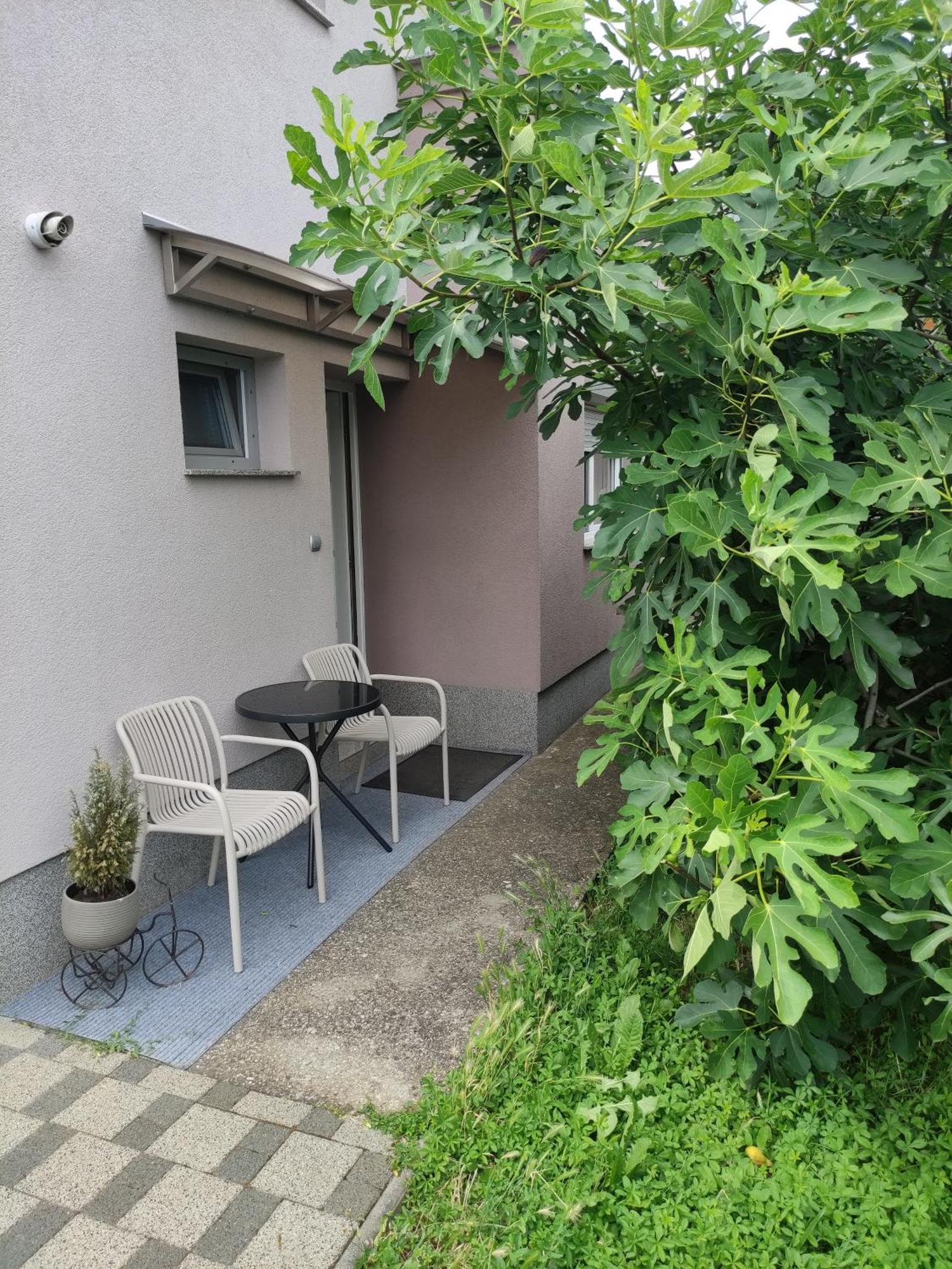 Apartman Cresnar Zagabria Esterno foto